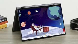 Có nên mua laptop gập 360 độ không? Vì sao?