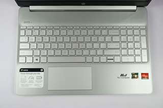 Không bật được đèn bàn phím laptop HP phải làm sao?