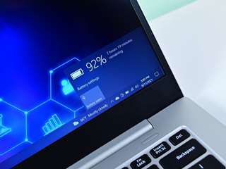 Lỗi laptop sạc pin không lên phần trăm Win 10 phải làm sao?