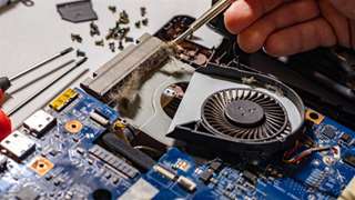 Quạt CPU lúc chạy lúc không thì khắc phục ra sao?