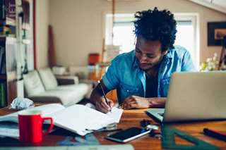 Bật chế độ máy bay có gọi Zalo được không?