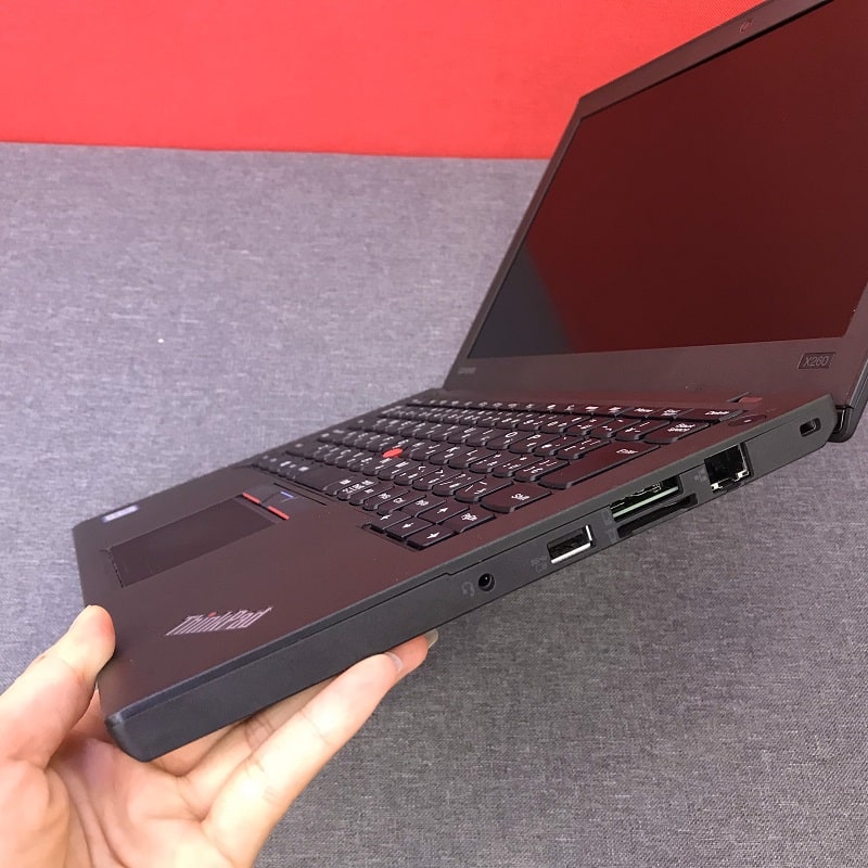 Có nên sử dụng ThinkPad X260 hay không?