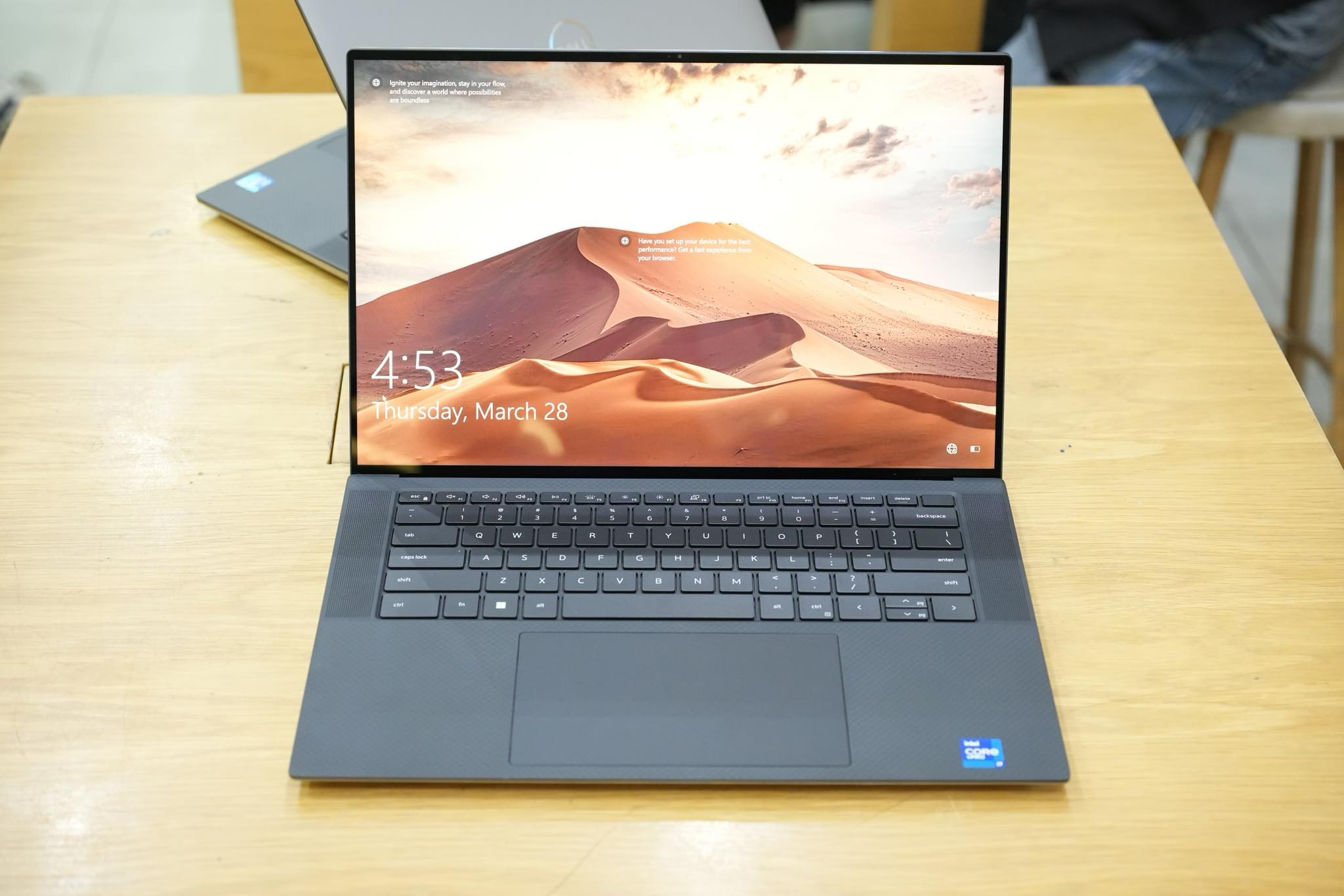 Dell Precision 5560 trả góp