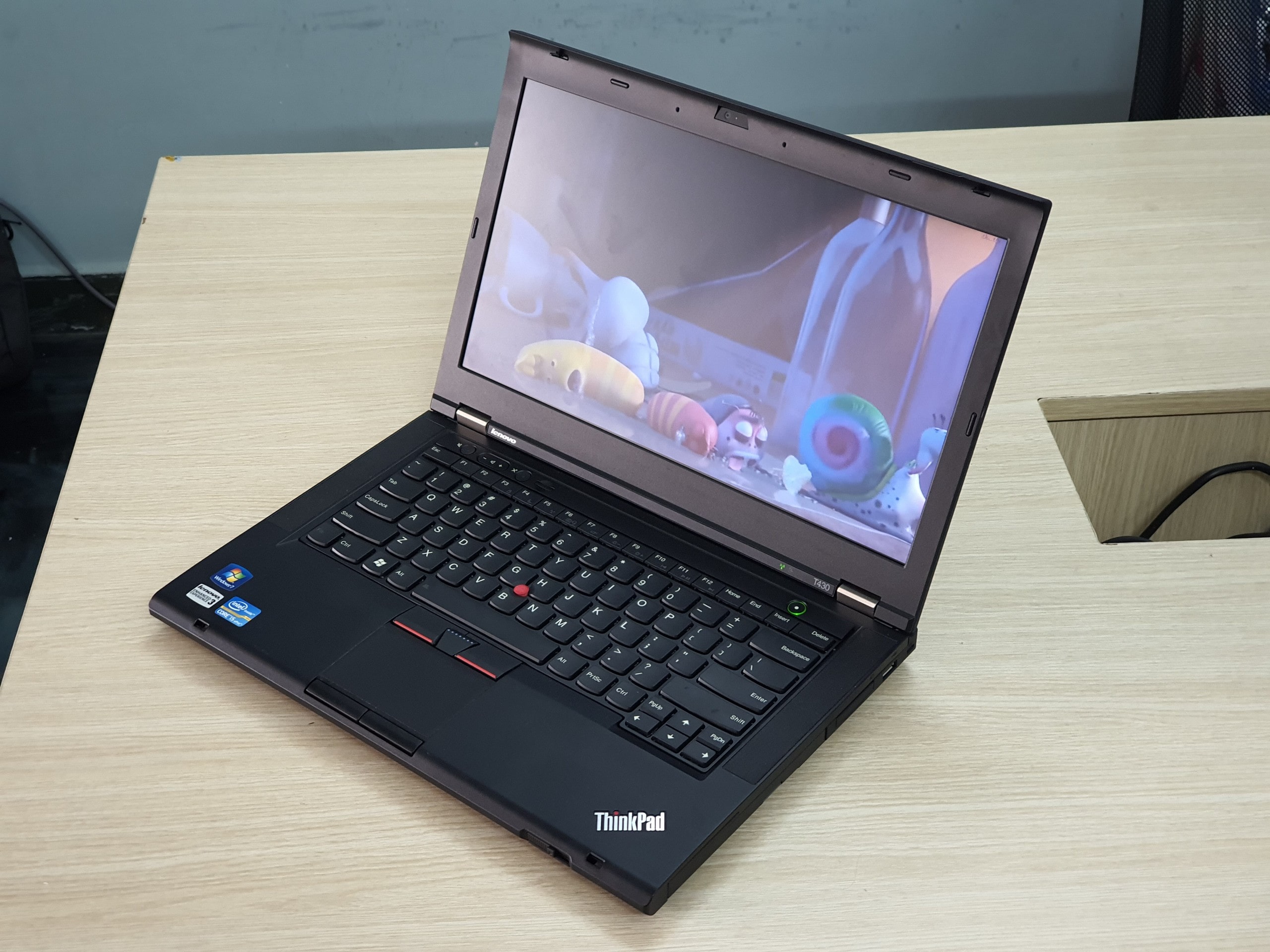 ThinkPad T430 sản xuất năm nào