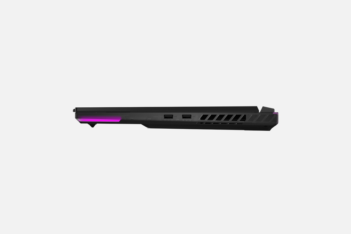 Asus ROG Strix 18 đầy đủ kết nối